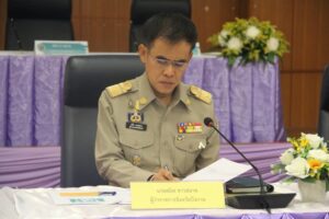 ผู้ว่าฯ บึงกาฬ เน้นย้ำประชาชนงดเดินทางกลับภูมิลำเนา ป้องกันการแพร่ระบาดของโรคโควิด-19 ภายในครอบครัว หรือผู้ใกล้ชิด