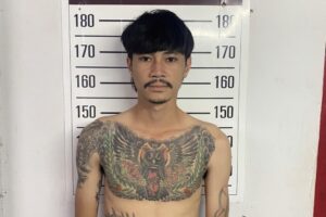 รวบแล้วไอ้บิว โจ๋โหด ตามยิงอริตายคาห้องฉุกเฉิน รพ. พบถูกแทงหลายแผล
