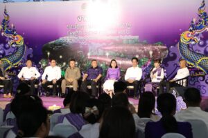 จังหวัดบึงกาฬ แถลงข่าวการจัดงานวันสถาปนาจังหวัดบึงกาฬ ประจำปี 2568 ครบรอบ 14 ปีแห่งการสถาปนาจังหวัด รางวัลใหญ่สลากกาชาด บ้านพร้อมที่ดินมูลค่า 2.2 ล้านบาท
